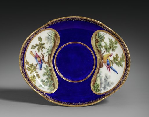 Stand for a Broth Bowl (Plateau Ovale)