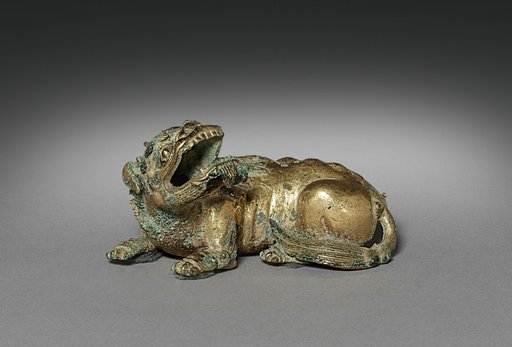 Dog-shaped Paperweight