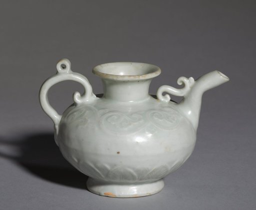Ewer with Floral Scrolls and Plantain Leaves in Relief