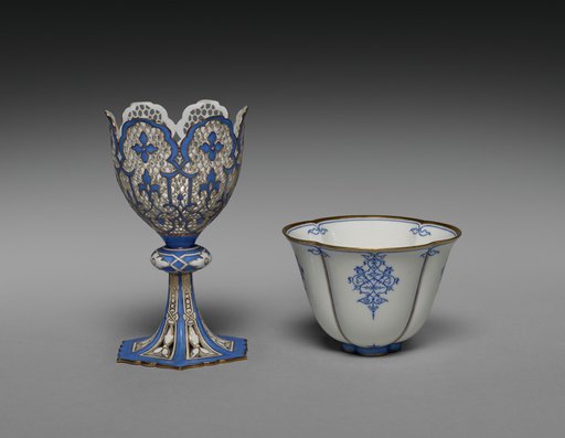 Cupholder (Zarf) and Cup