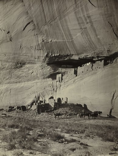 Ruins of Cliff Dwellings, Cañon de Chelly, Arizona
