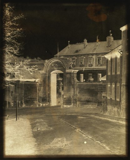 Doorway to Sèvres Factory
