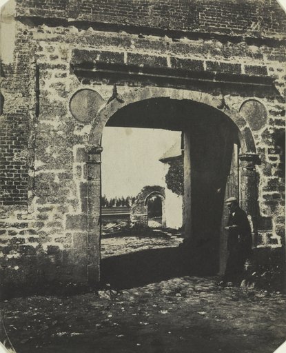 Arch in Farmyard, Swansea