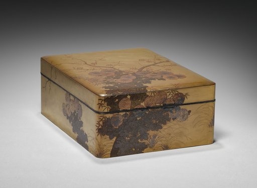 Document Box (Ryōshibako) with Chrysanthemum and Plum