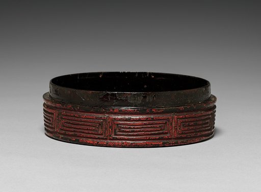 Incense Box (Kogo) with Camellia Design