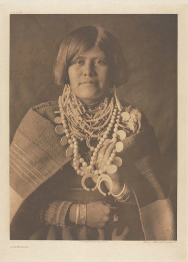 Portfolio XVII, Plate 613: A Zuñi Girl