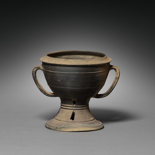 Lidded Cup with Strap Handles