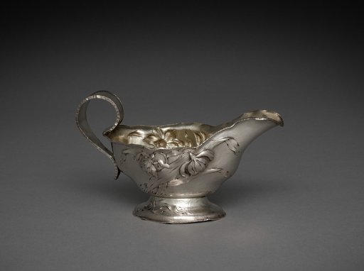 Sauce Boat and Tray
