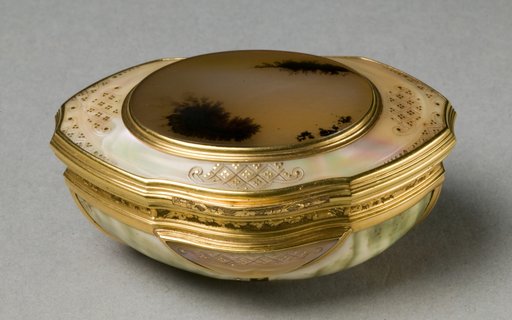 Snuff Box