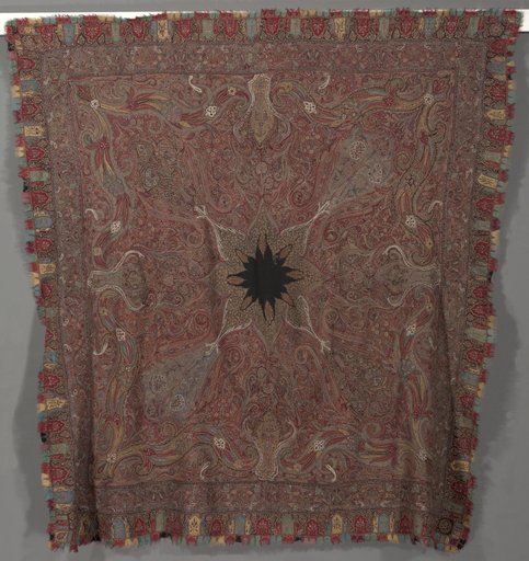 Square Pieced Shawl with Vase Corners
