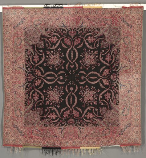 Square Shawl in Renaissance Style with Black Center and Quarter Shawl Layout