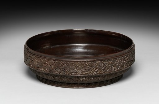 Round Box with Bird and Peonies Design