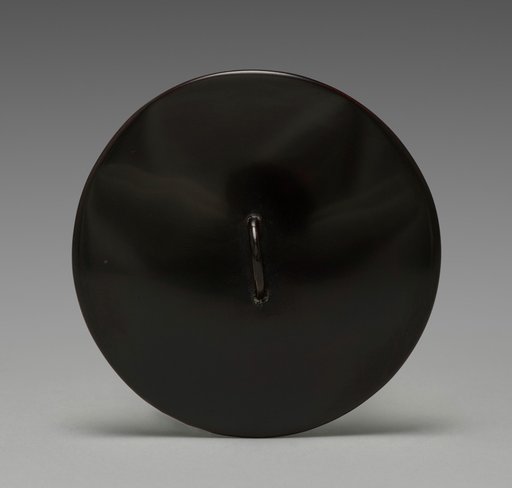 Lid for a Water Container with Peonies