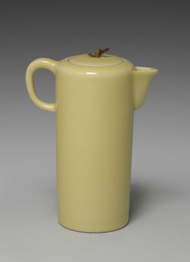 Sake Pourer