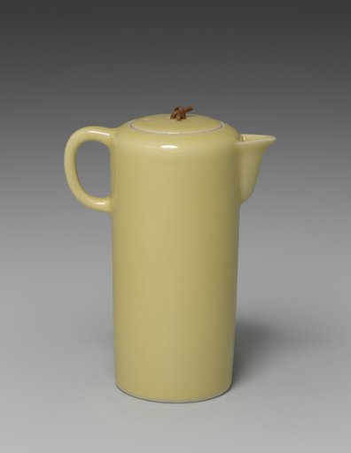 Sake Pourer