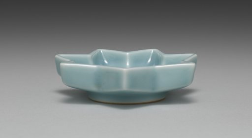 Saucer from Maple Leaf-Shaped Saucers