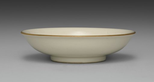 Small Dish from Dining Set with Plum Blossoms and Cracked-Ice