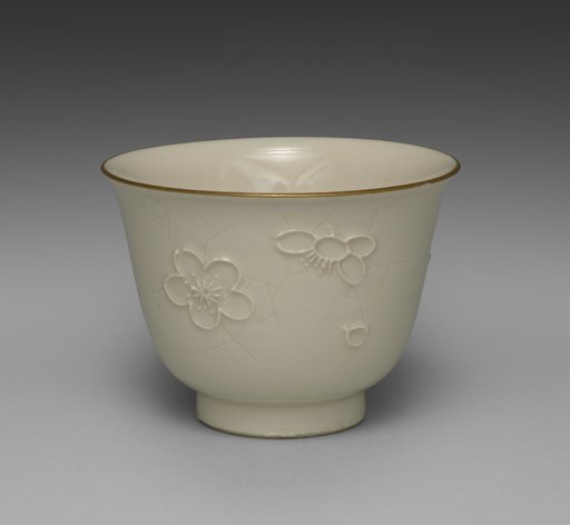 Drinking Cup from Dining Set with Plum Blossoms and Cracked-Ice