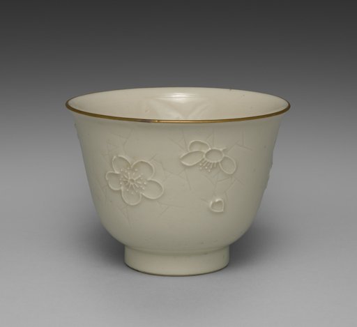 Drinking Cup from Dining Set with Plum Blossoms and Cracked-Ice