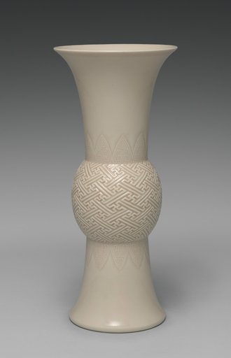 Gu-Shaped Flower Vase