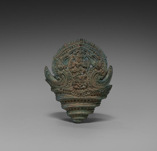 Ritual conch shell base with dancing Hevajra