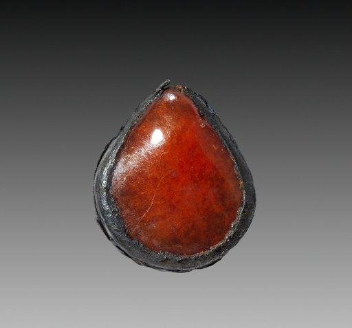 Oyster-Shell Pendant