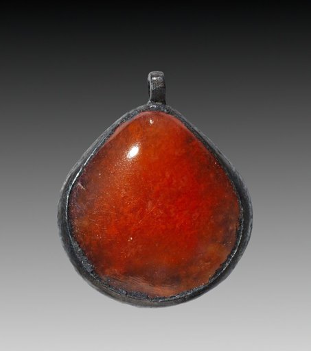 Oyster-Shell Pendant