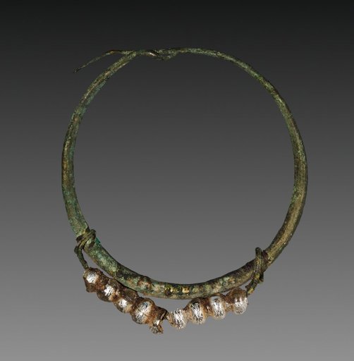 Earring