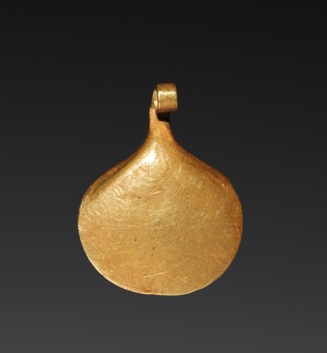 Bead in the Form of a Shell