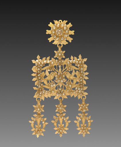 Earring