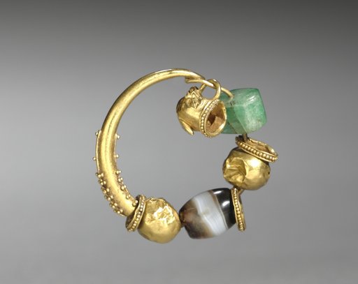 Earring