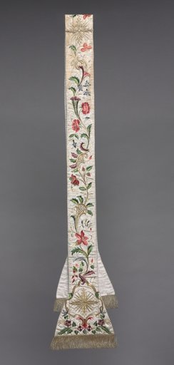 Embroidered Stola