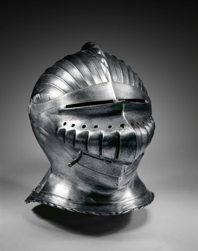 Close Helmet in Maximilian Style