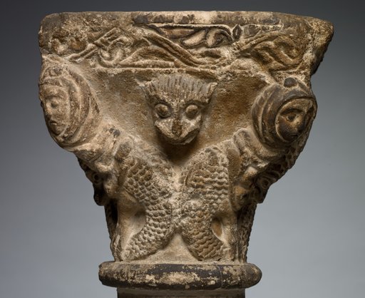 Capital with Addorsed Harpies