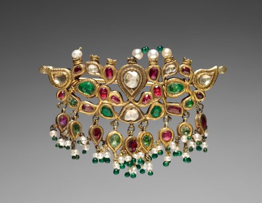 Brooch