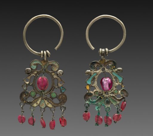 Earring