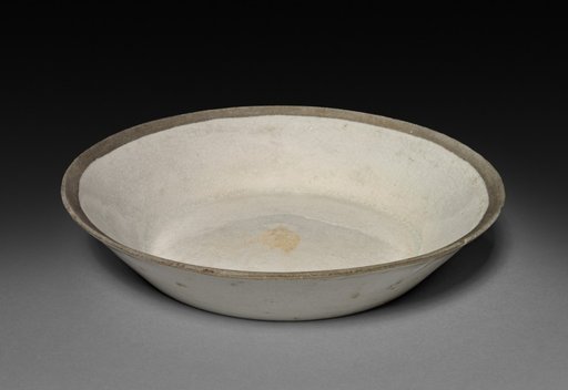 Saucer: Ding ware