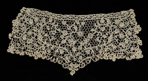 Lace Cuff (One of a Pair)