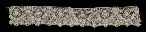 Lace Strip