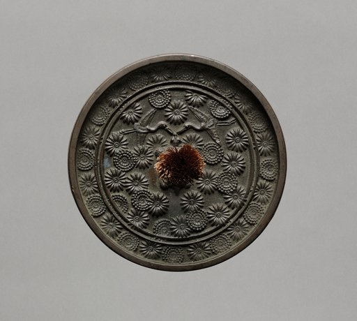 Mirror with Pair of Cranes in Chrysanthemum Pattern