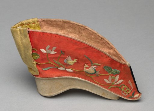 Shoe