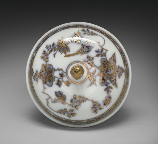 Cover for a Broth Bowl