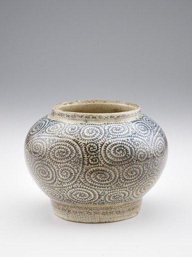Jar with "octopus vinescroll" decoration