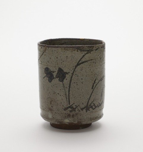 Karatsu ware individual food-serving cup, E-Karatsu type