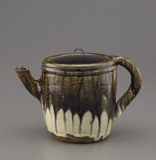 Karatsu ware ewer or freshwater jar