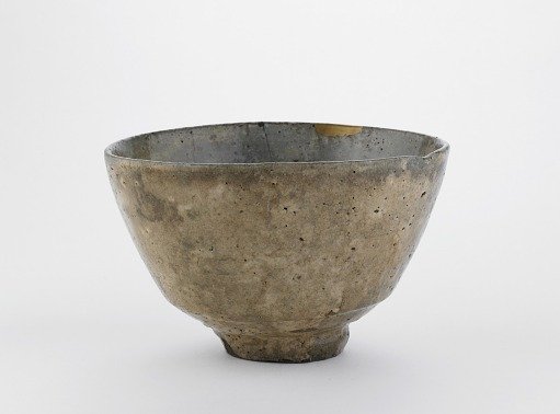 Hagi ware tea bowl in the shape of a Korean tea bowl