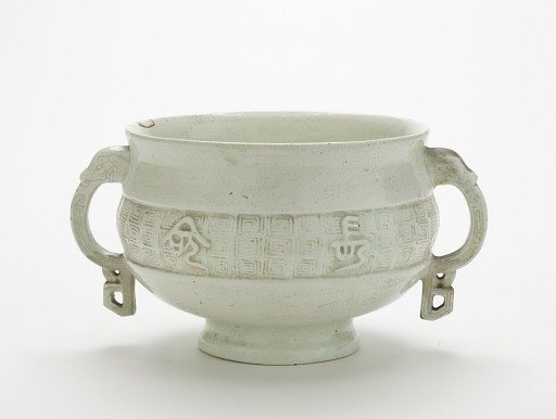 Ohi ware incense burner in shape of a bronze vessel