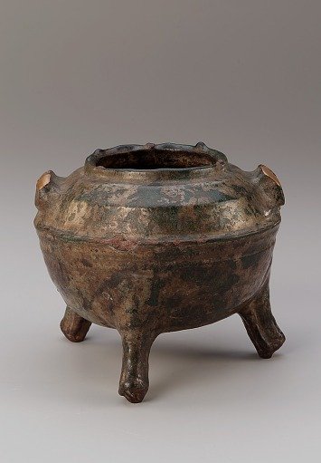 Tomb tripod vessel