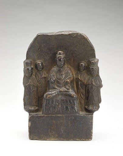 Seated Buddha (<em>Shakyamuni</em>) with standing monks and bodhisattvas (obverse) and donors (reverse)