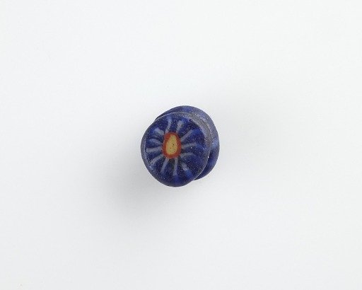 Double bead, made of two joined buttons. Horizontal bore